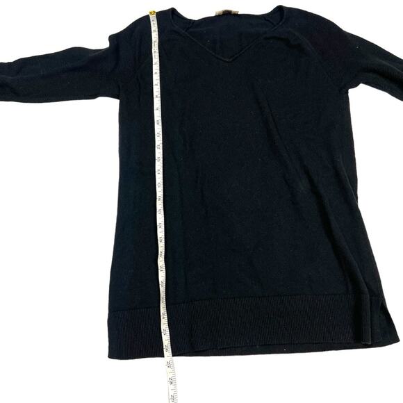 LOFT Outlet Sweater Solid Black Long Sleeve‎ V-Neck Pullover Women's Casual - Picture 5 of 10